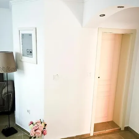 Nyaraló лятна къща